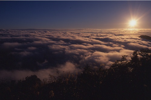 Sunrise and sea of clouds